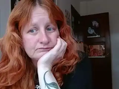 Snapshot of ViioletaMora chatting on 02/23/26, 05:43 ViioletaMora online show from 02/23/26, 05:43