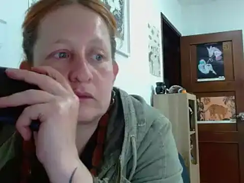 Snapshot of ViioletaMora chatting on 03/06/26, 12:07 ViioletaMora online show from 03/06/26, 12:07