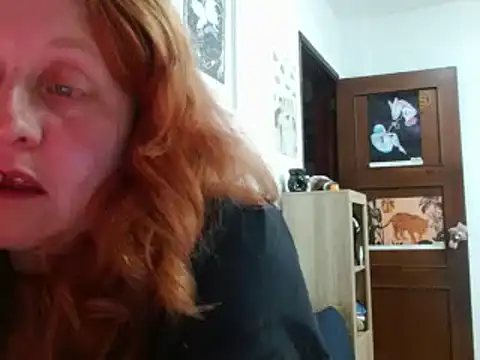 Snapshot of ViioletaMora chatting on 03/13/26, 12:17 ViioletaMora online show from 03/13/26, 12:17