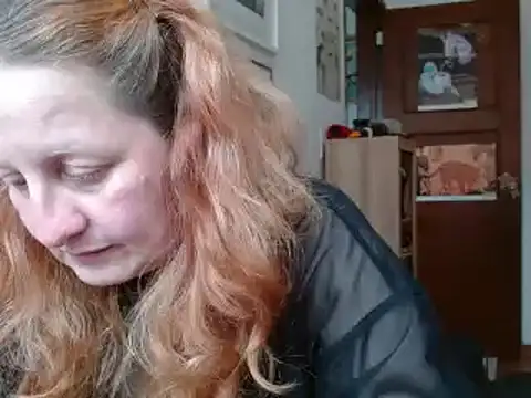 Snapshot of ViioletaMora chatting on 04/02/26, 08:50 ViioletaMora online show from 04/02/26, 08:50