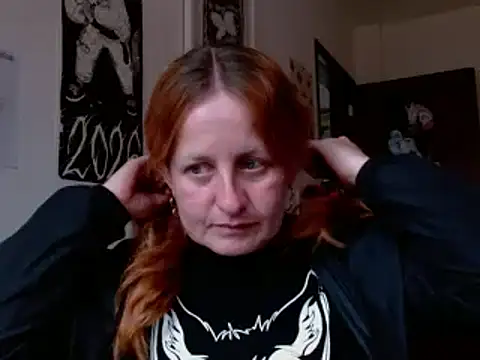 Snapshot of ViioletaMora chatting on 04/10/26, 06:23 ViioletaMora online show from 04/10/26, 06:23