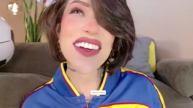 Hannah Borbon online show from 07/03/26, 11:44