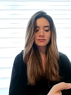 maliciaworld online show from 02/16/25, 08:11