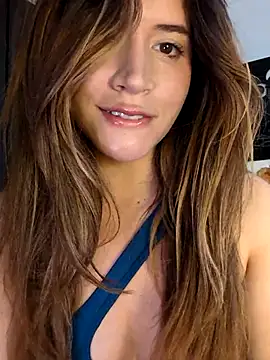 maliciaworld online show from 12/02/25, 07:31