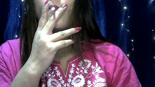 Snapshot of Princess_noorjahan chatting on 04/13/26, 02:22 Princess noorjahan online show from 04/13/26, 02:22