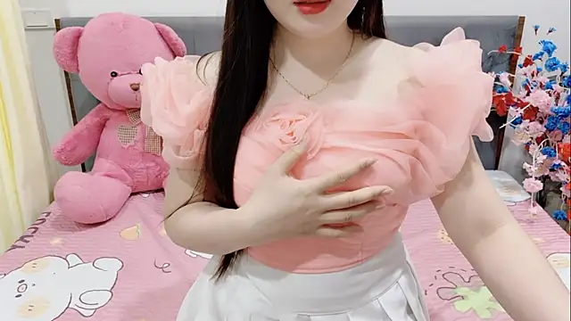 Funikio online show from 04/05/26, 01:58