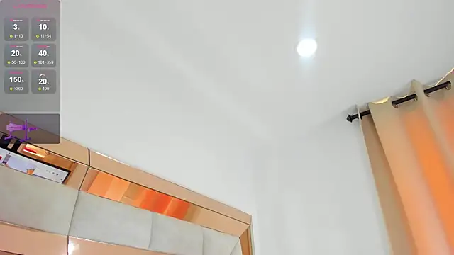 Snapshot of Salomethompson- chatting on 09/30/25, 06:57 Salomethompson- online show from 09/30/25, 06:57