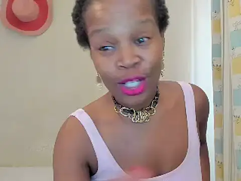 AfricanSquirtingQueen online show from 01/18/26, 12:20