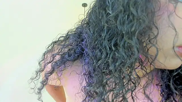 memphiswilliam online show from 10/28/25, 03:10