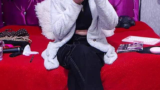 AyshaScott online show from 01/20/25, 02:14