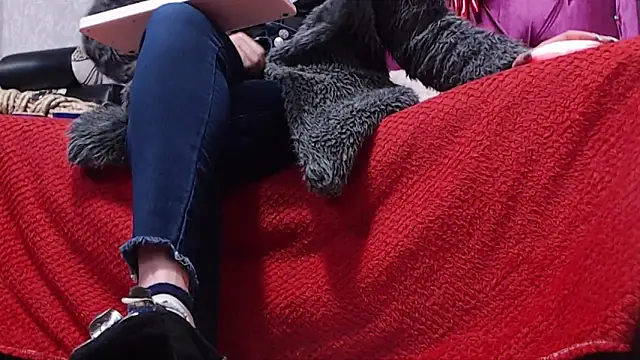 AyshaScott online show from 03/21/25, 12:50