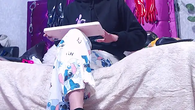 AyshaScott online show from 03/30/26, 01:12