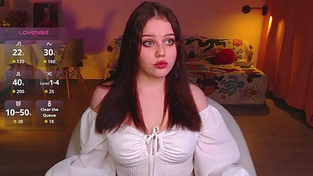 Snapshot of sensual_me chatting on 12/18/25, 06:08 sensual me online show from 12/18/25, 06:08