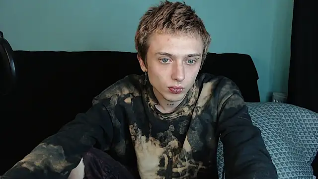 axxxturel online show from 12/04/24, 03:43