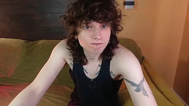 Snapshot of axxxturel chatting on 03/28/26, 12:05 axxxturel online show from 03/28/26, 12:05