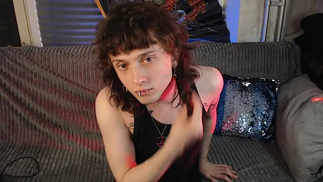 Snapshot of axxxturel chatting on 04/14/26, 05:30 axxxturel online show from 04/14/26, 05:30