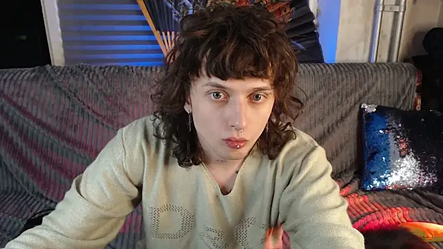 Snapshot of axxxturel chatting on 04/17/26, 05:16 axxxturel online show from 04/17/26, 05:16