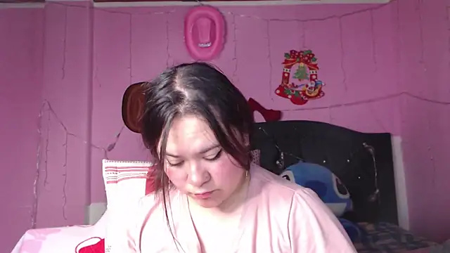 Snapshot of NikkiRous_ chatting on 02/15/25, 03:28 NikkiRous  online show from 02/15/25, 03:28