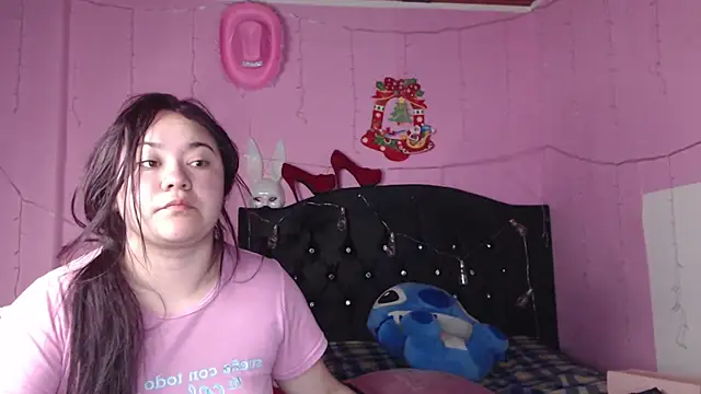 Snapshot of NikkiRous_ chatting on 03/14/25, 12:40 NikkiRous  online show from 03/14/25, 12:40