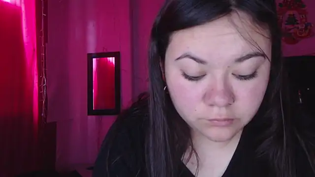 Snapshot of NikkiRous_ chatting on 10/02/25, 02:24 NikkiRous  online show from 10/02/25, 02:24