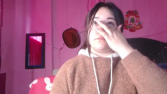 NikkiRous  online show from 10/27/25, 12:53