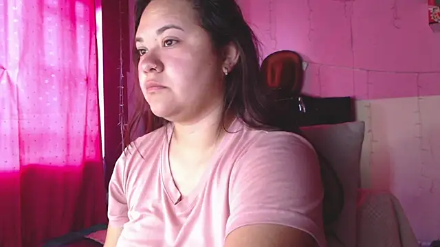 NikkiRous  online show from 04/16/26, 12:50