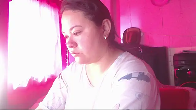 Snapshot of NikkiRous_ chatting on 07/11/26, 01:58 NikkiRous online show from 07/11/26, 01:58