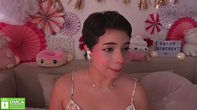 Snapshot of Cheerrysweett chatting on 02/26/25, 08:54 Cheerrysweett online show from 02/26/25, 08:54