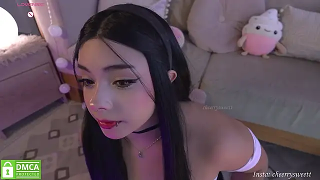 Snapshot of Cheerrysweett chatting on 09/19/25, 10:10 Cheerrysweett online show from 09/19/25, 10:10