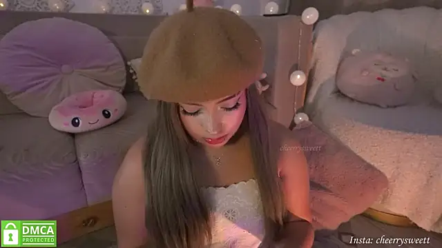 Snapshot of Cheerrysweett chatting on 10/17/25, 02:37 Cheerrysweett online show from 10/17/25, 02:37