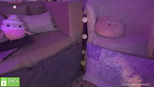 Snapshot of Cheerrysweett chatting on 11/27/25, 12:02 Cheerrysweett online show from 11/27/25, 12:02