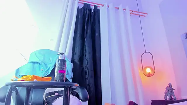 Emily Gil1 online show from 03/03/25, 05:07