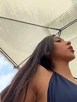 Snapshot of Ema_azel chatting on 03/13/26, 02:01 Ema azel online show from 03/13/26, 02:01