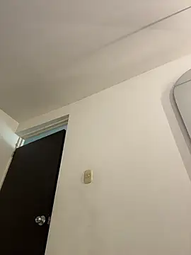 Snapshot of Ema_azel chatting on 03/19/26, 01:59 Ema azel online show from 03/19/26, 01:59