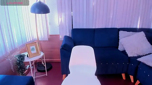 cami cruzz online show from 02/01/25, 08:26