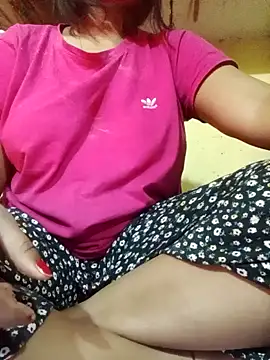 Im Cute online show from 12/25/24, 06:52