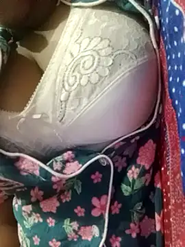 Im Cute online show from 02/22/25, 11:03