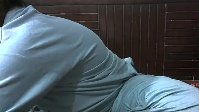 Im Cute online show from 11/07/25, 07:25