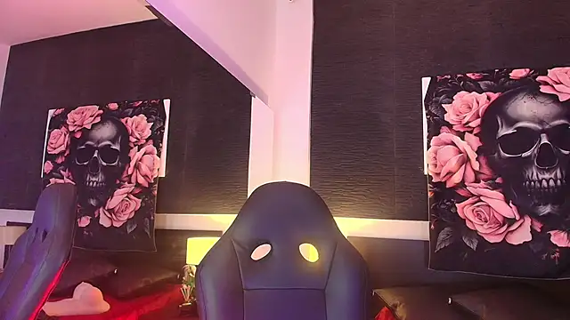 EvaaFoxxy1 online show from 02/27/26, 12:05