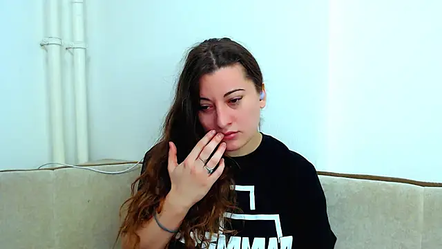 Snapshot of Helen_Adams_ chatting on 12/03/24, 04:47 Helen Adams online show from 12/03/24, 04:47