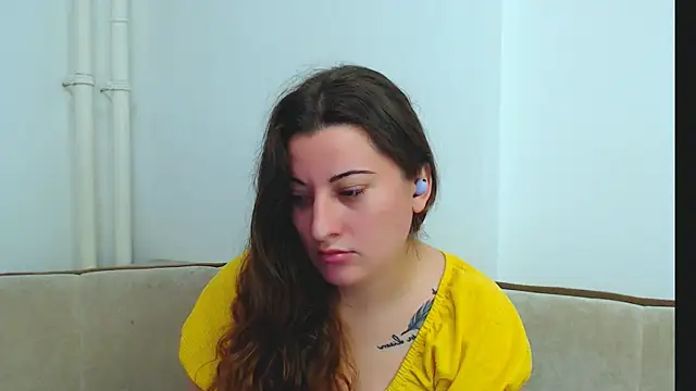 Snapshot of Helen_Adams_ chatting on 12/06/24, 07:43 Helen Adams online show from 12/06/24, 07:43