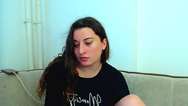 Snapshot of Helen_Adams_ chatting on 12/11/24, 11:19 Helen Adams online show from 12/11/24, 11:19