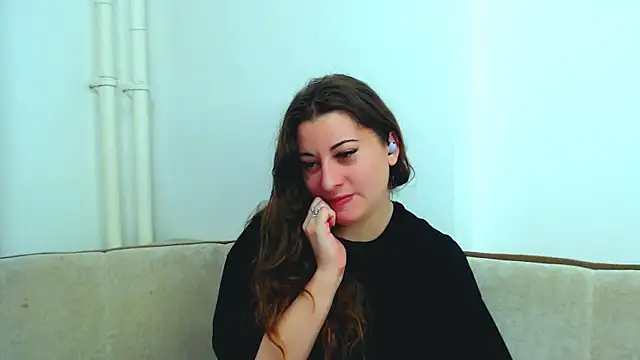 Snapshot of Helen_Adams_ chatting on 12/18/24, 04:53 Helen Adams online show from 12/18/24, 04:53