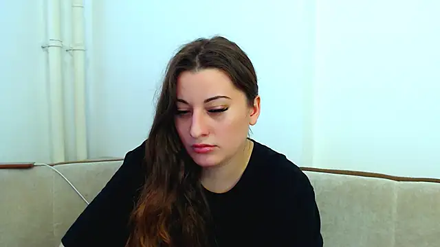 Snapshot of Helen_Adams_ chatting on 12/18/24, 11:34 Helen Adams online show from 12/18/24, 11:34