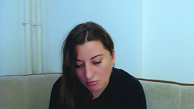 Snapshot of Helen_Adams_ chatting on 01/08/25, 10:59 Helen Adams online show from 01/08/25, 10:59