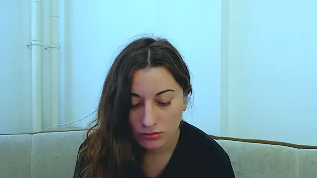 Snapshot of Helen_Adams_ chatting on 02/14/25, 10:28 Helen Adams online show from 02/14/25, 10:28