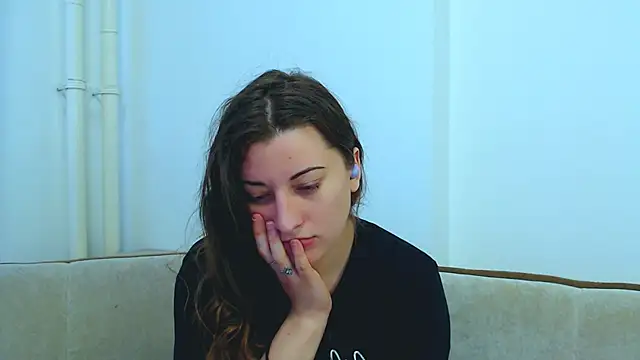 Snapshot of Helen_Adams_ chatting on 02/17/25, 06:31 Helen Adams online show from 02/17/25, 06:31