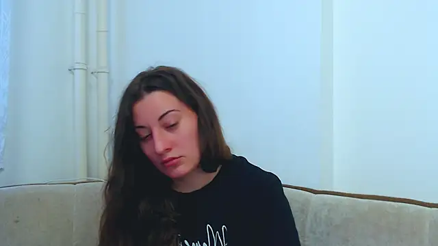 Snapshot of Helen_Adams_ chatting on 03/05/25, 11:28 Helen Adams online show from 03/05/25, 11:28