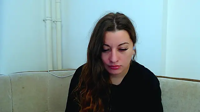 Snapshot of Helen_Adams_ chatting on 03/18/25, 12:47 Helen Adams online show from 03/18/25, 12:47