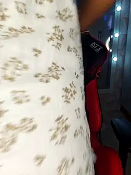 Snapshot of moreninhasilva chatting on 03/11/26, 12:49 moreninhasilva online show from 03/11/26, 12:49